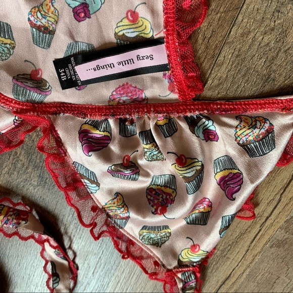 VS Vintage Sexy Little Things Cupcake Bakery Apron - Picture 14 of 14